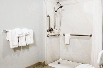 Econo Lodge Norwalk Ngoại thất bức ảnh