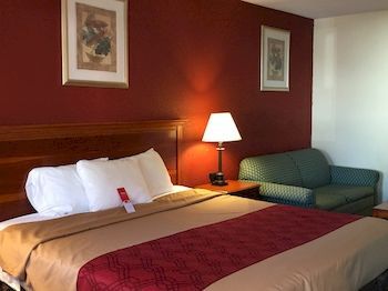 Econo Lodge Norwalk Ngoại thất bức ảnh