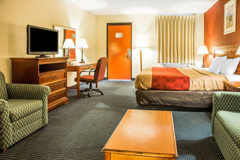 Econo Lodge Norwalk Ngoại thất bức ảnh